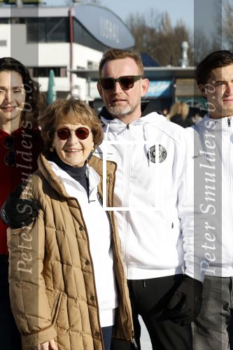 Amsterdam 7 februari 2023
Presentatie Hollandse 100 / Lymphe&Co op de Jaap Edenbaan . Aanwezig oa Prinses Margriet Prins Bernhard Monique des Bouvrie Jan des Bouvrie Marianne Timmer Benjamin Aslan en Nino Wilkes .