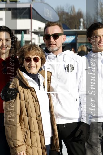 Amsterdam 7 februari 2023
Presentatie Hollandse 100 / Lymphe&Co op de Jaap Edenbaan . Aanwezig oa Prinses Margriet Prins Bernhard Monique des Bouvrie Jan des Bouvrie Marianne Timmer Benjamin Aslan en Nino Wilkes .
