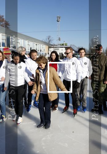 Amsterdam 7 februari 2023
Presentatie Hollandse 100 / Lymphe&Co op de Jaap Edenbaan . Aanwezig oa Prinses Margriet Prins Bernhard Monique des Bouvrie Jan des Bouvrie Marianne Timmer Benjamin Aslan en Nino Wilkes .