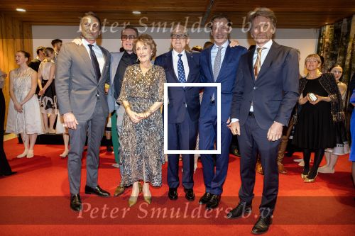Apeldoorn 15 februari 2023
Prinses Margriet viert haar 80e verjaardag in Orpheus.
Aanwezig Prinses Margriet ,Pieter v Vollenhoven, Prins Maurits , Prinses marilene en hun zoon, Prins Bernhard, Prinses Annette en hun dochter, Prins Pieter Christiaan met Prinses Anita en dochter, Prins Floris en prinses Aimee met hun dochters , Koning Willem Alexander en Koningin Maxima en Prins Constantijn en Perinses Laurentien.