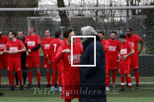 Amsterdam 28 januari 2023
Rene Froger sponsort met de toppers het voetbal elftal waar oa zijn zoons Danny en Maxim . Ook Danilo Kuipers speelt in dit elftal.