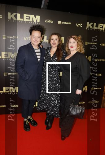 Amsterdam 30 januari 2023
Premiere Klem in Tuschinski met in de hoofdrollen Georgina Verbaan Barry Atsma Jacob Derwig Claudia Vismara Antonio Rampino Zoe Cusell Yenthe Bos en Marie  Mae v Zuilen. Rop Verheijen en Annick Boer