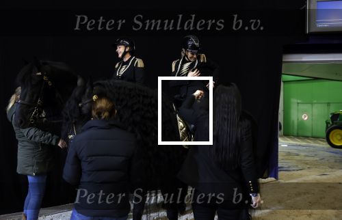 Amsterdam 28 januari 2023
Samantha Steenwijk rijdt op haar paard een kuhr terwijl ze zingt tijdens Jumping Amsterdam in de RAI.