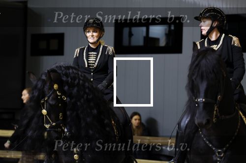 Amsterdam 28 januari 2023
Samantha Steenwijk rijdt op haar paard een kuhr terwijl ze zingt tijdens Jumping Amsterdam in de RAI.