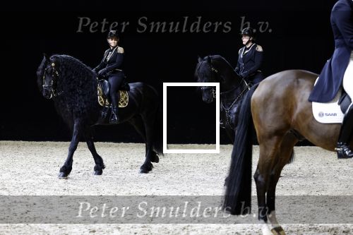 Amsterdam 28 januari 2023
Samantha Steenwijk rijdt op haar paard een kuhr terwijl ze zingt tijdens Jumping Amsterdam in de RAI.