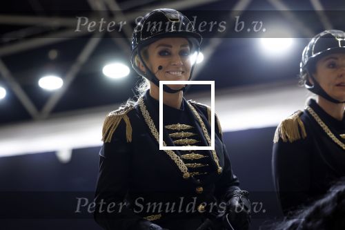 Amsterdam 28 januari 2023
Samantha Steenwijk rijdt op haar paard een kuhr terwijl ze zingt tijdens Jumping Amsterdam in de RAI.