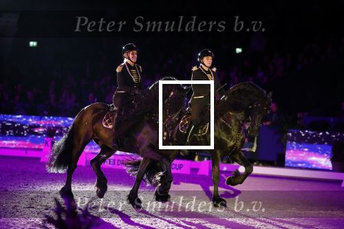 Amsterdam 28 januari 2023
Samantha Steenwijk rijdt op haar paard een kuhr terwijl ze zingt tijdens Jumping Amsterdam in de RAI.