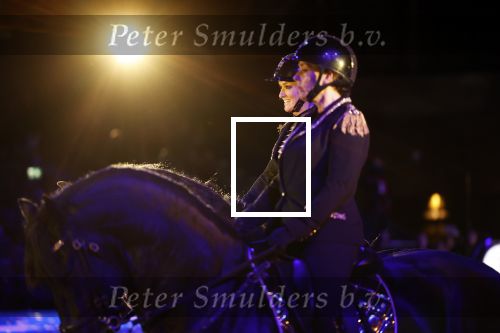 Amsterdam 28 januari 2023
Samantha Steenwijk rijdt op haar paard een kuhr terwijl ze zingt tijdens Jumping Amsterdam in de RAI.