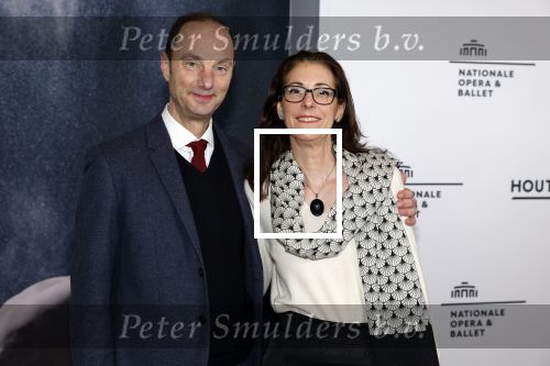 Amsterdam 9 februari 2023
Premiere Messa da Requiem van het Nationaal ballet in de Stopera. Thomas v Luyn met partner