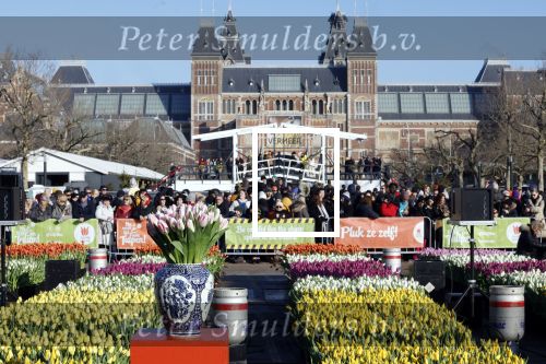 Amsterdam 21 januari 2023
Irene Schouten doopt een tulp op het museumplein.