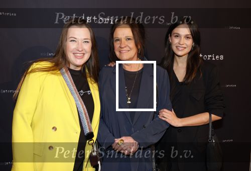 Amsterdam 11 februari 2023
Premiere Soy Kroon in het nieuwe deLamar theater.
Xandra Brood met haar dochters Holly Brood en Lola Brood