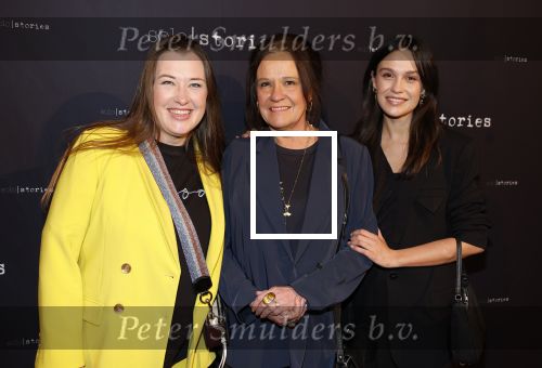 Amsterdam 11 februari 2023
Premiere Soy Kroon in het nieuwe deLamar theater.
Xandra Brood met haar dochters Holly Brood en Lola Brood