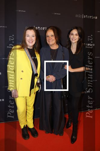 Amsterdam 11 februari 2023
Premiere Soy Kroon in het nieuwe deLamar theater.
Xandra Brood met haar dochters Holly Brood en Lola Brood