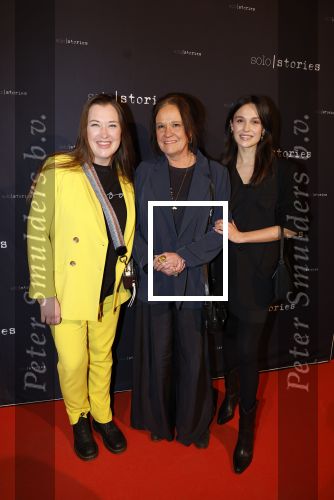 Amsterdam 11 februari 2023
Premiere Soy Kroon in het nieuwe deLamar theater.
Xandra Brood met haar dochters Holly Brood en Lola Brood