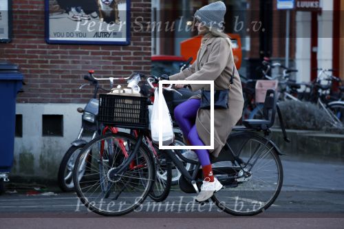 Amsterdam 8 januari 2024
Chantal janzen op de fiets in Amsterdam zuid