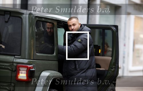 Amsterdam 13 januari 2024
Dave Roelvink met een fan op de pc hooftstraat