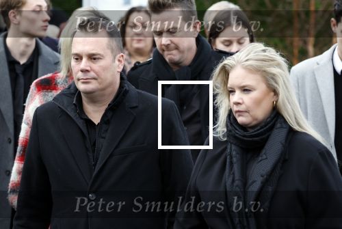 Hoofdorp 5 januari 2023
Begrafenis Tonny Alberti in zijn woonplaats Hoofddorp.
OA aanwezig zijn vrouw Marla Wilschut en zoon Dennis Alberti .
Ook zus Willeke Alberti en haar kindeen Kaj Lerby Johnny de Mol en zijn vrouw Anouk de Mol waren aanwezig.