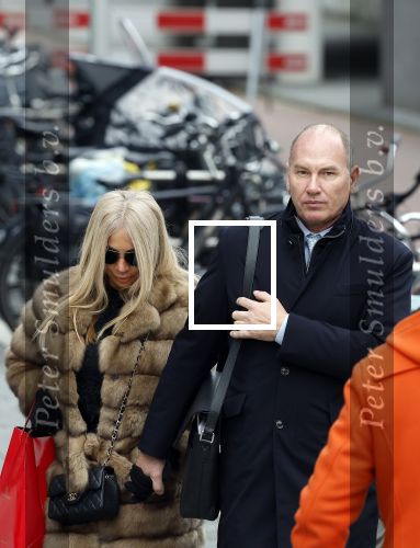 Amsterdam 11 januari 2024
Eugene v Duin arriveert bij de rechtbank van Amsterdam met zijn vrouw en advocaat .