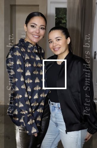 Amsterdam 4 januari 2023
Presentatie nieuwe boek Faya Lourens. Fajah met haar dochter