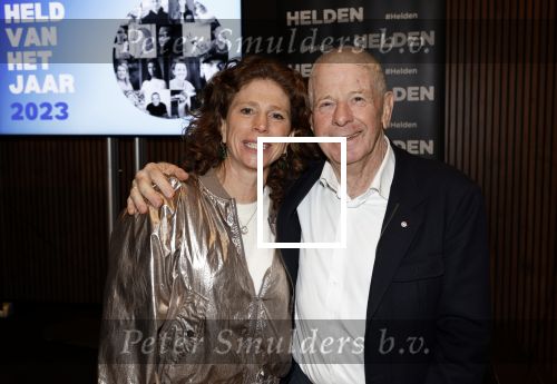 Amsterdam 10 januari 2024
Bekendmaking held van het jaar 2023 van magazine Helden bij Gassan Diamonds. Frits Barend en dochter Barbara Barend