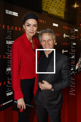 Amsterdam 17 januari 2024
Premiere Ferrari in Pathe arena . Jan Lammers met zijn vrouw