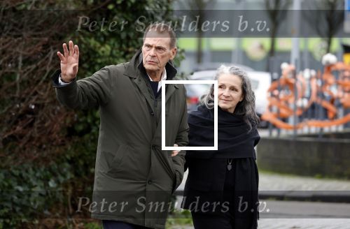 Hoofdorp 5 januari 2023
Begrafenis Tonny Alberti in zijn woonplaats Hoofddorp.
OA aanwezig zijn vrouw Marla Wilschut en zoon Dennis Alberti .
Ook zus Willeke Alberti en haar kindeen Kaj Lerby Johnny de Mol en zijn vrouw Anouk de Mol waren aanwezig. Joop Oonk kwam met zijn vrouw