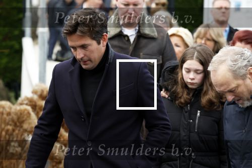 Hoofdorp 5 januari 2023
Begrafenis Tonny Alberti in zijn woonplaats Hoofddorp.
OA aanwezig zijn vrouw Marla Wilschut en zoon Dennis Alberti .
Ook zus Willeke Alberti en haar kindeen Kaj Lerby Johnny de Mol en zijn vrouw Anouk de Mol waren aanwezig.