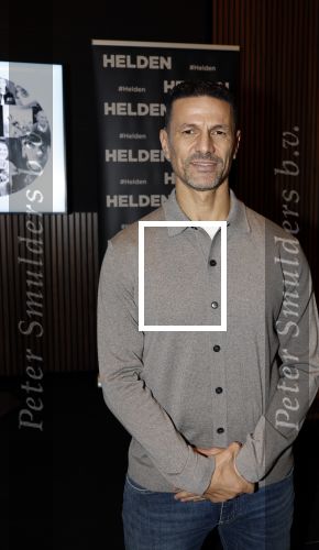 Amsterdam 10 januari 2024
Bekendmaking held van het jaar 2023 van magazine Helden bij Gassan Diamonds. Khalid Boulahrouz