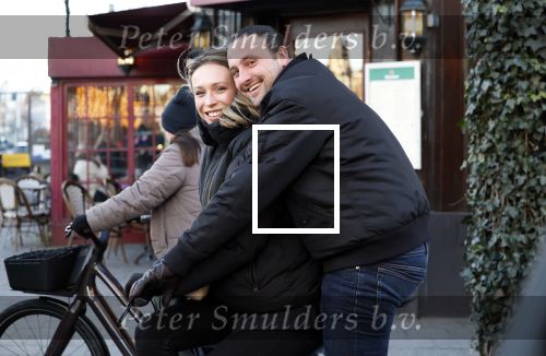 Amsterdam 9 januari 2024
Loiza lamers met partner op electrische van Moof fiets in Amsterdam.