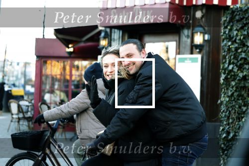 Amsterdam 9 januari 2024
Loiza lamers met partner op electrische van Moof fiets in Amsterdam.