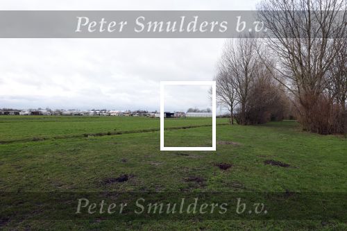 Lisse 6 januari 2023
Op deze locatie naast de Lissesche ijsbaan zou Maxime Meiland verkracht zijn . De speelrekken die daar stonden zijn onlangs weg gehaald . De gaten in de grond zitten er nog .
