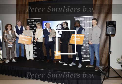 Amsterdam 10 januari 2024
Bekendmaking held van het jaar 2023 van magazine Helden bij Gassan Diamonds. De winnaars zijn Quilindschy Hartman Lutsharel Geertruida ouders Femke Bol  Barbara Barend Benno Leeser Marianne Timmer en Khalid Boulahrouz