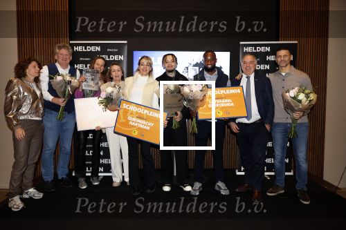 Amsterdam 10 januari 2024
Bekendmaking held van het jaar 2023 van magazine Helden bij Gassan Diamonds. De winnaars zijn Quilindschy Hartman Lutsharel Geertruida ouders Femke Bol  Barbara Barend Benno Leeser Marianne Timmer en Khalid Boulahrouz