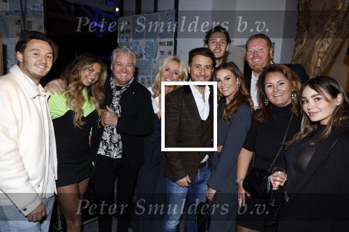 Amsterdam 15 januari 2024
Presentatie nieuwe zender HGTV Nederland .
Aanwezig oa de complete familie Froger . Rene Froger en Natasja Froger Danny Froger en Ann Dominique Maxim Froger en Sammy Verheij Maxim Froger  en Ruby v Wanrooij en Natacha Froger met haar verloofde Matthijs Timmermans
