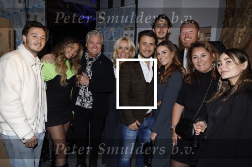 Amsterdam 15 januari 2024
Presentatie nieuwe zender HGTV Nederland .
Aanwezig oa de complete familie Froger . Rene Froger en Natasja Froger Danny Froger en Ann Dominique Maxim Froger en Sammy Verheij Maxim Froger  en Ruby v Wanrooij en Natacha Froger met haar verloofde Matthijs Timmermans