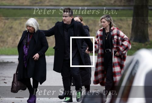 Hoofdorp 5 januari 2023
Begrafenis Tonny Alberti in zijn woonplaats Hoofddorp.
OA aanwezig zijn vrouw Marla Wilschut en zoon Dennis Alberti .
Ook zus Willeke Alberti en haar kindeen Kaj Lerby Johnny de Mol en zijn vrouw Anouk de Mol waren aanwezig.
