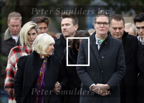 Hoofdorp 5 januari 2023
Begrafenis Tonny Alberti in zijn woonplaats Hoofddorp.
OA aanwezig zijn vrouw Marla Wilschut en zoon Dennis Alberti .
Ook zus Willeke Alberti en haar kindeen Kaj Lerby Johnny de Mol en zijn vrouw Anouk de Mol waren aanwezig.
