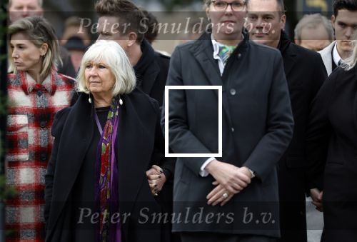 Hoofdorp 5 januari 2023
Begrafenis Tonny Alberti in zijn woonplaats Hoofddorp.
OA aanwezig zijn vrouw Marla Wilschut en zoon Dennis Alberti .
Ook zus Willeke Alberti en haar kindeen Kaj Lerby Johnny de Mol en zijn vrouw Anouk de Mol waren aanwezig.