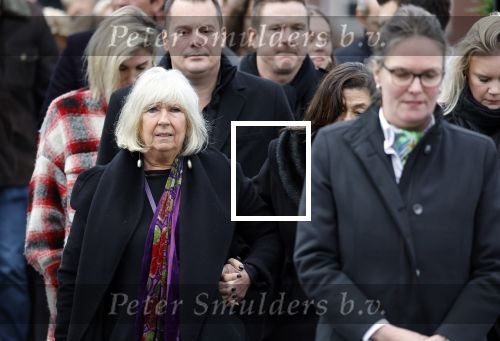 Hoofdorp 5 januari 2023
Begrafenis Tonny Alberti in zijn woonplaats Hoofddorp.
OA aanwezig zijn vrouw Marla Wilschut en zoon Dennis Alberti .
Ook zus Willeke Alberti en haar kindeen Kaj Lerby Johnny de Mol en zijn vrouw Anouk de Mol waren aanwezig.