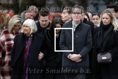 Hoofdorp 5 januari 2023
Begrafenis Tonny Alberti in zijn woonplaats Hoofddorp.
OA aanwezig zijn vrouw Marla Wilschut en zoon Dennis Alberti .
Ook zus Willeke Alberti en haar kindeen Kaj Lerby Johnny de Mol en zijn vrouw Anouk de Mol waren aanwezig.