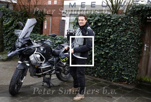 Amsterdam 4 januari 2024
Winston post op zijn BMW motor
