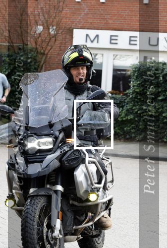 Amsterdam 4 januari 2024
Winston post op zijn BMW motor