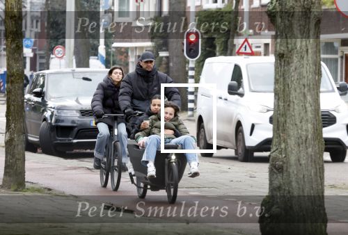 Amsterdam 9 januari 2024
Badr hari en ... in bakfiets in Amsterdam zuid.