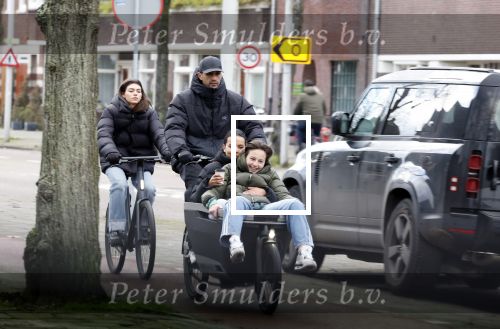 Amsterdam 9 januari 2024
Badr hari en ... in bakfiets in Amsterdam zuid.