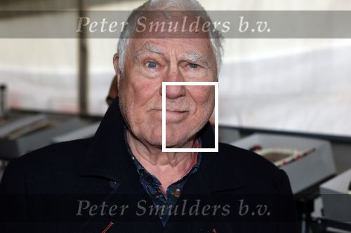 Hoek van Holland 2 januari 2025
De top 40 reikt prijzen uit aan ded Nederlandse Arteisten die in 1 jaar het langste op nummer 1 hebben gestaan .
Onder andere aanwezig Piet Veerman Erik de Zwart Corry Konings George Baker Jacques Herb Ben Cramer ea
Het geestje was in het Art Museum. Cesar Zuiderwijk