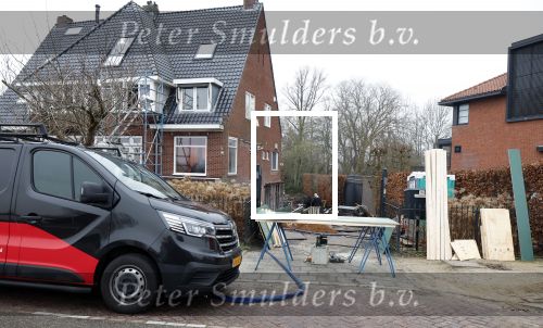 Amstelveen 2 januari 2025
Het nieuwe huis van Johnny Heitinga aan de Amstel wordt grondig verbouwd.