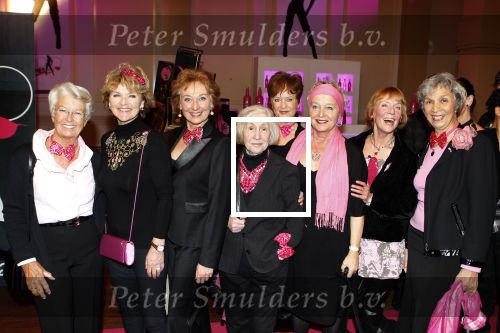 Hilversum 7 december 2011
Uitreiking radio bitches awards bij studio 21. oud nieuwslezeressen oa Judith Bosch