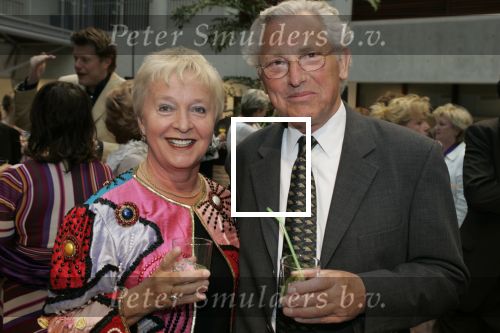 Utrecht 12 juni 2005
Modeshow Jaap Rijnbende bij Mercedes/chrysler
Judith Bosch met man