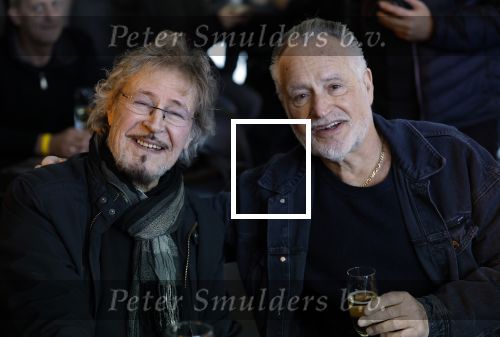 Hoek van Holland 2 januari 2025
De top 40 reikt prijzen uit aan ded Nederlandse Arteisten die in 1 jaar het langste op nummer 1 hebben gestaan .
Onder andere aanwezig Piet Veerman Erik de Zwart Corry Konings George Baker Jacques Herb Ben Cramer ea
Het geestje was in het Art Museum.