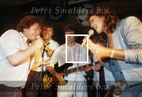 Rotterdam, 4 juni 1983
Afscheid Willem v Hanegem voetbalwedstrijd met FC Feyenoord tegen het Nederlands elftal van 1974
Na afloop wedstrijd een feest met o.a. optreden Willem met Andre Hazes Ron Brandsteder